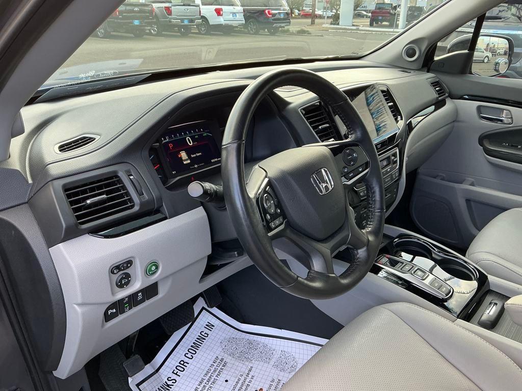 used 2021 Honda Pilot car, priced at $32,888