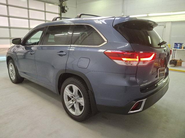 used 2019 Toyota Highlander car, priced at $26,200