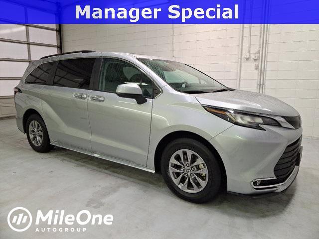 used 2023 Toyota Sienna car, priced at $33,300
