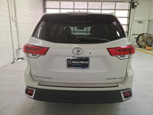 used 2019 Toyota Highlander car, priced at $28,100