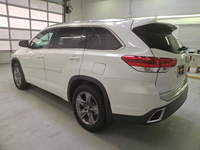 used 2019 Toyota Highlander car, priced at $28,100