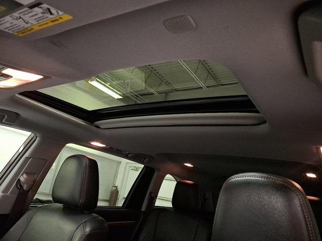 used 2019 Toyota Highlander car, priced at $31,300