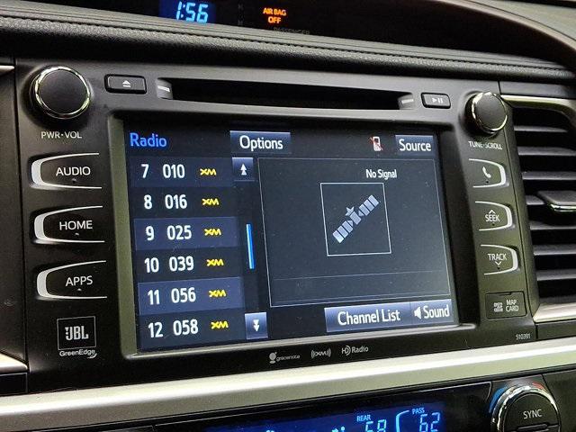 used 2019 Toyota Highlander car, priced at $31,300