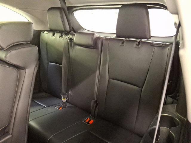 used 2020 Toyota Highlander car, priced at $27,400