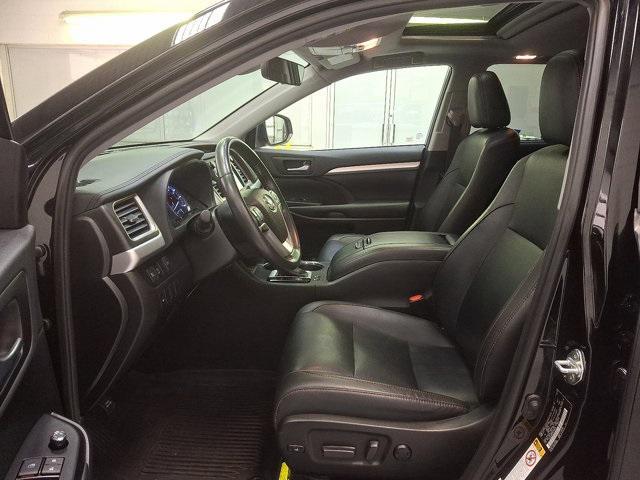 used 2019 Toyota Highlander car, priced at $23,800
