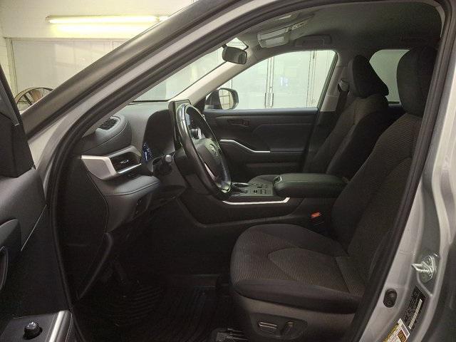 used 2023 Toyota Highlander car, priced at $32,600