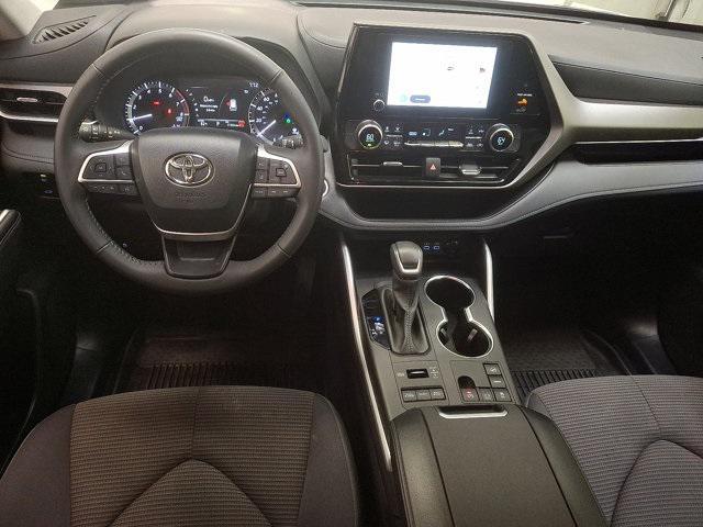 used 2024 Toyota Highlander car, priced at $39,700