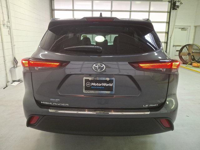 used 2024 Toyota Highlander car, priced at $39,700