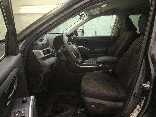 used 2024 Toyota Highlander car, priced at $39,700