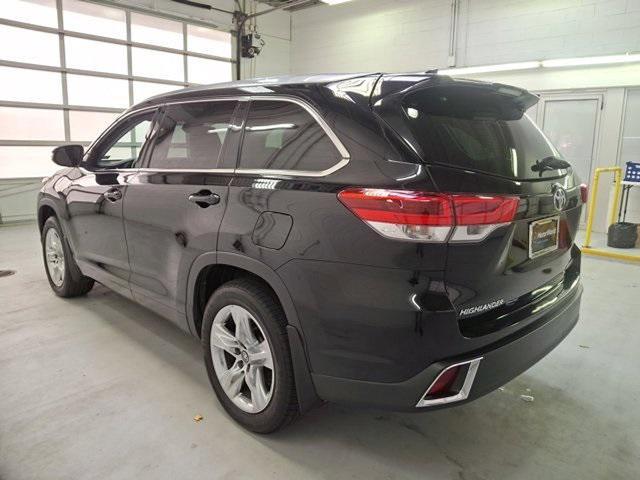 used 2019 Toyota Highlander car, priced at $29,600