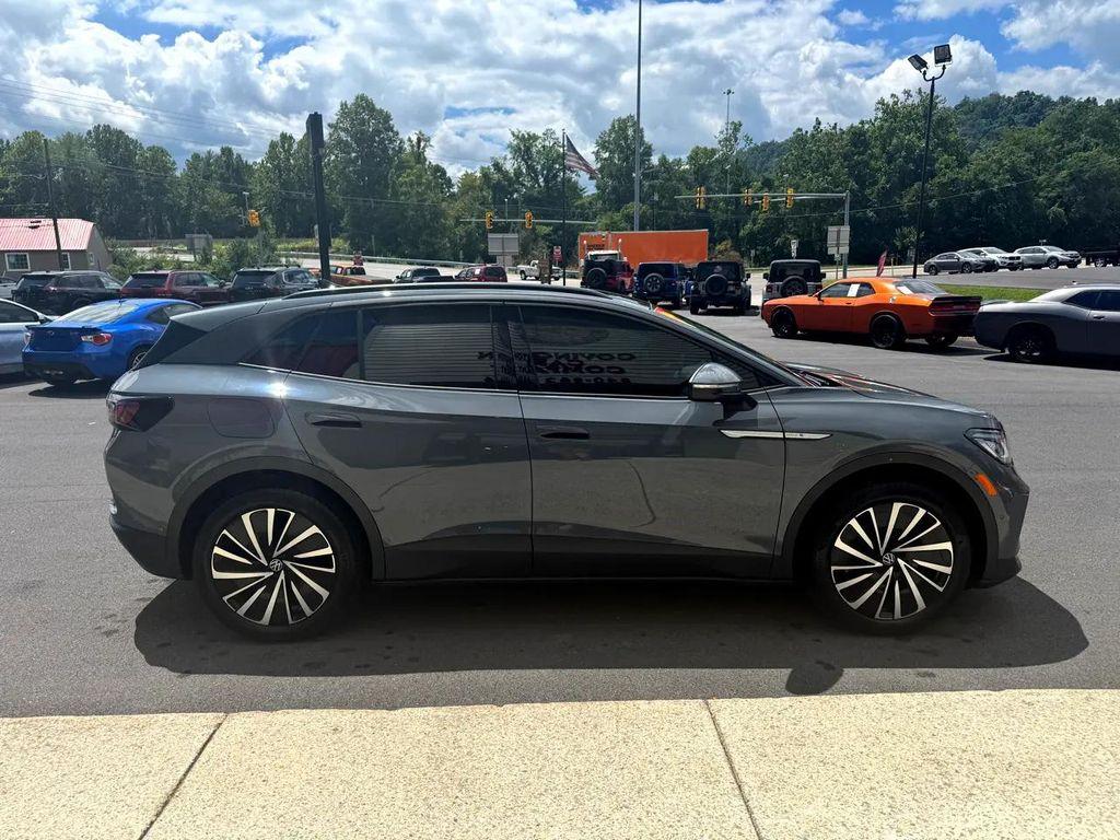 used 2024 Volkswagen ID.4 car, priced at $25,950