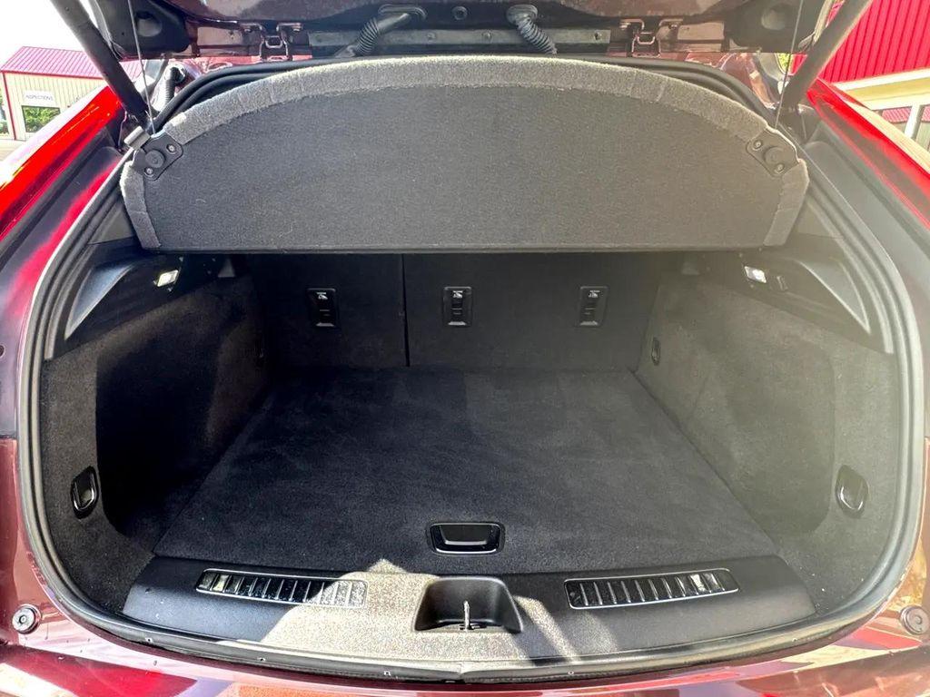 used 2022 Cadillac XT4 car, priced at $29,950