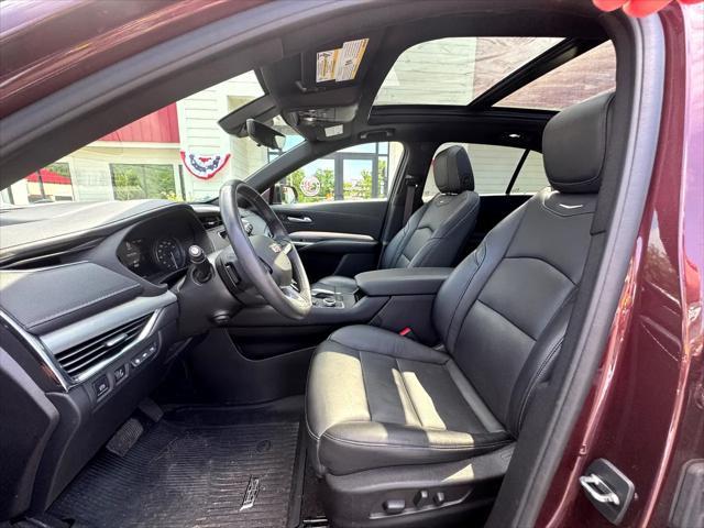 used 2022 Cadillac XT4 car