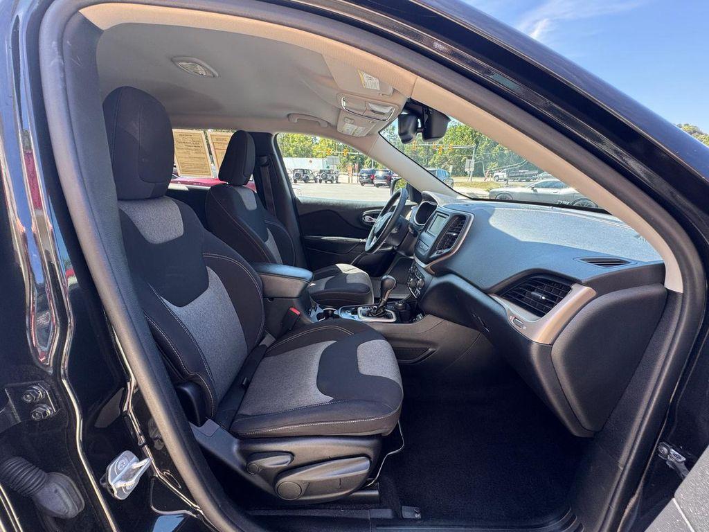 used 2014 Jeep Cherokee car, priced at $12,950