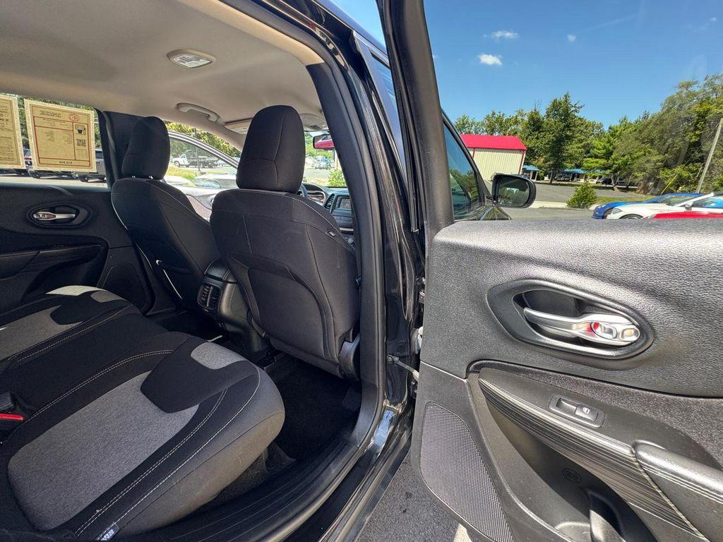 used 2014 Jeep Cherokee car, priced at $12,950