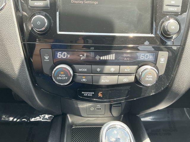 used 2020 Nissan Rogue Sport car, priced at $15,000