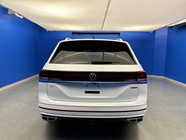new 2024 Volkswagen Atlas car, priced at $53,498