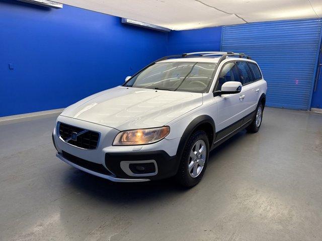 used 2009 Volvo XC70 car, priced at $5,400