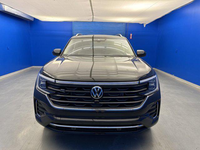 new 2024 Volkswagen Atlas car, priced at $53,298