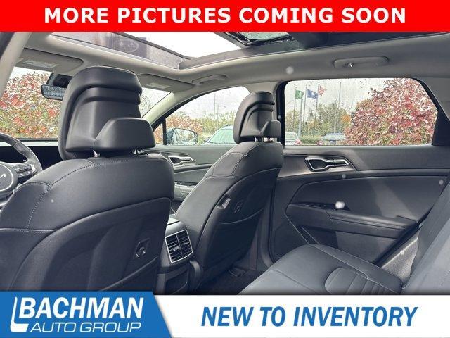 used 2025 Kia Sportage Hybrid car, priced at $33,972