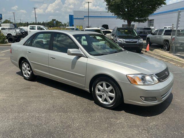 used 2000 Toyota Avalon car, priced at $4,300