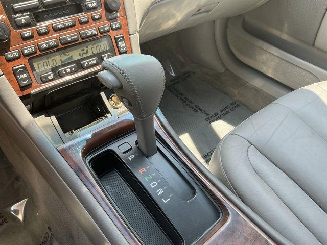 used 2000 Toyota Avalon car, priced at $4,300
