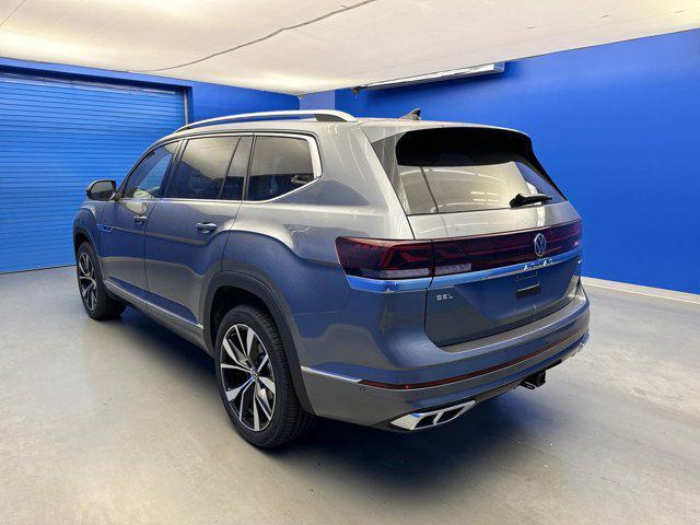 new 2024 Volkswagen Atlas car, priced at $52,698