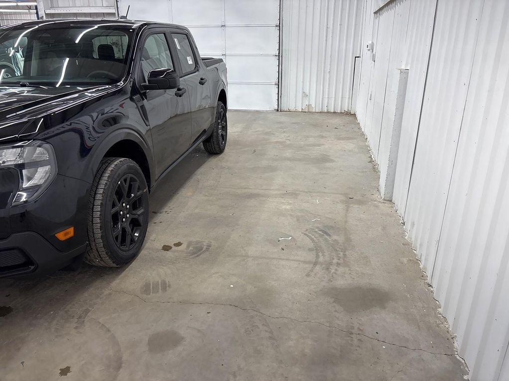 new 2025 Ford Maverick car
