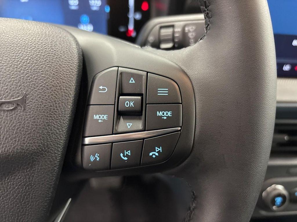 new 2025 Ford Maverick car
