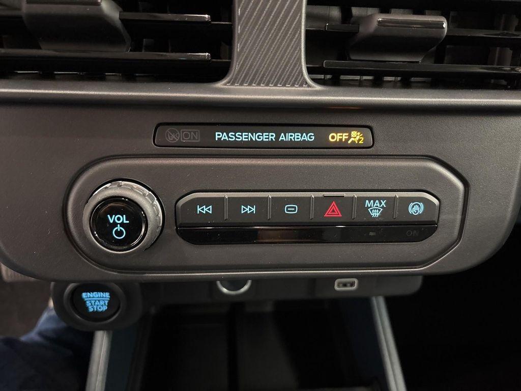 new 2025 Ford Maverick car