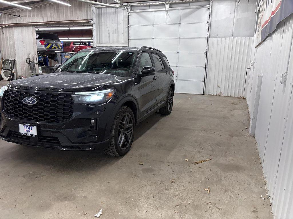 used 2025 Ford Explorer car, priced at $42,000