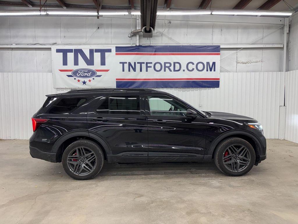 used 2025 Ford Explorer car, priced at $42,000