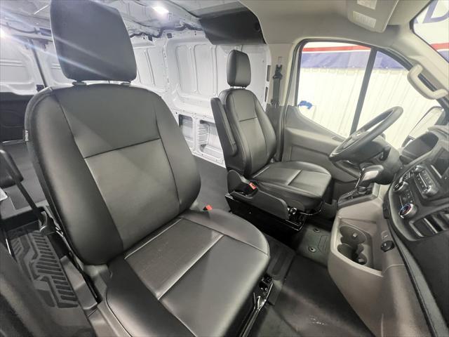 new 2025 Ford Transit-150 car