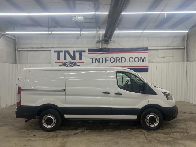 new 2025 Ford Transit-150 car