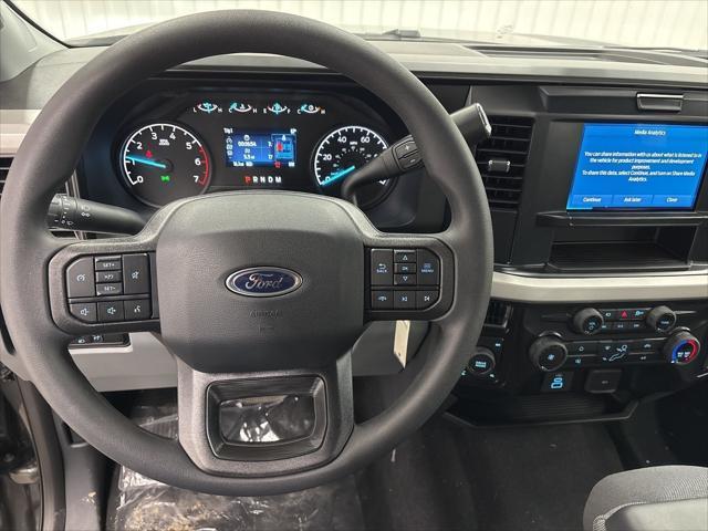new 2025 Ford F-350 car