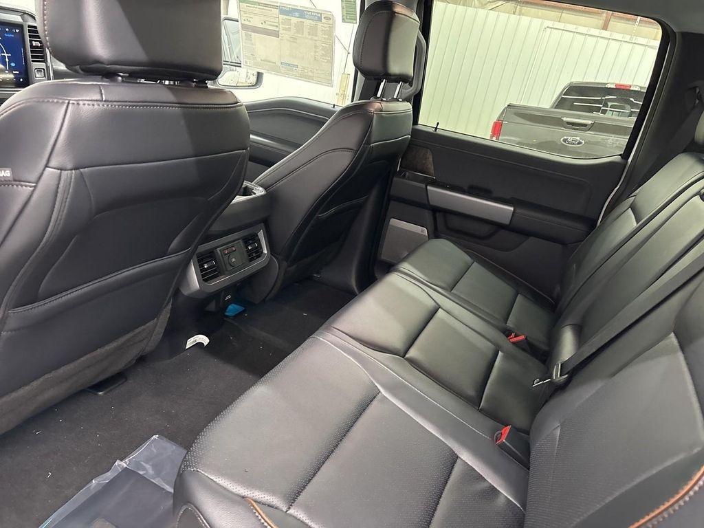 new 2025 Ford F-250 car