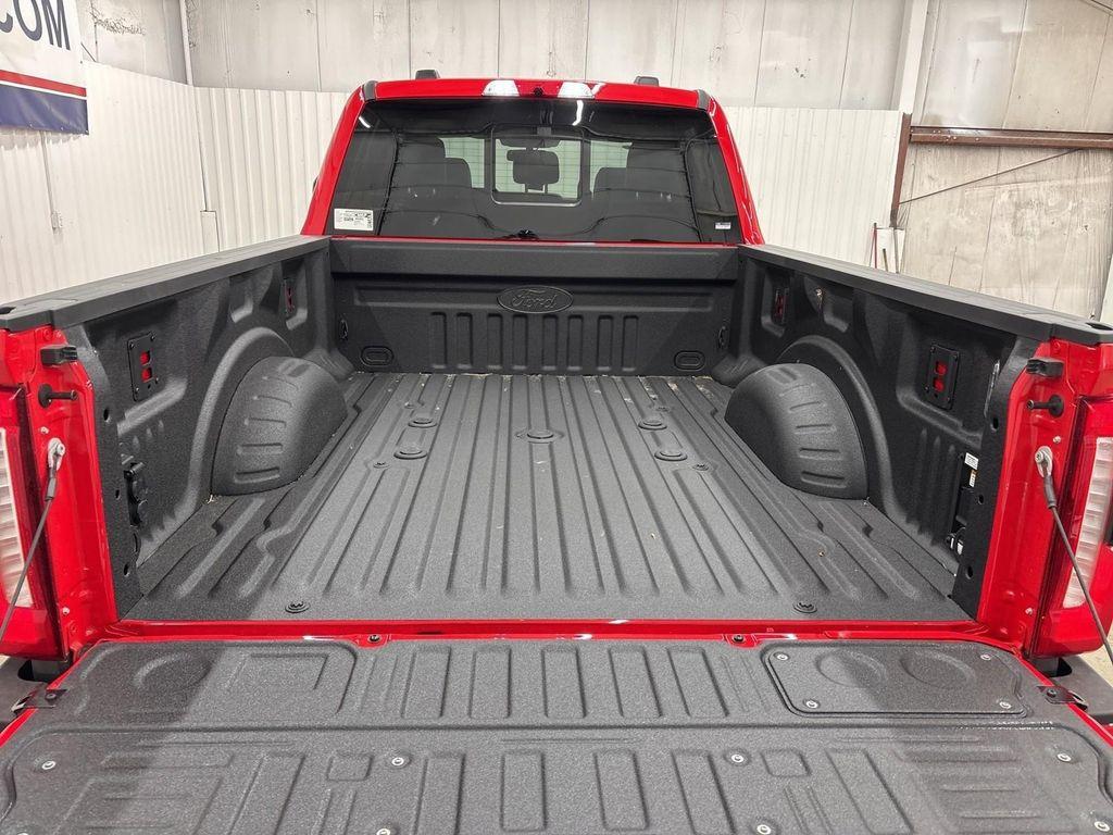new 2025 Ford F-250 car