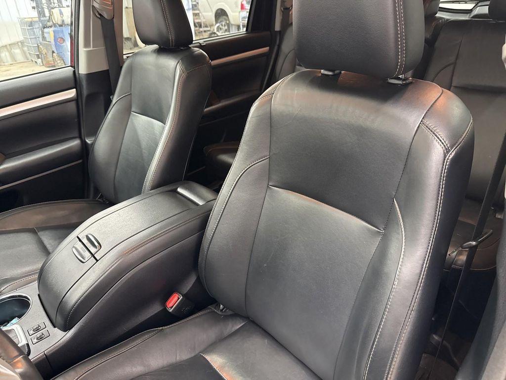 used 2018 Toyota Highlander Hybrid car, priced at $25,000