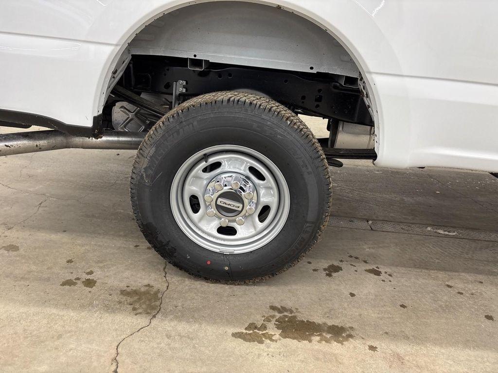 new 2025 Ford F-250 car
