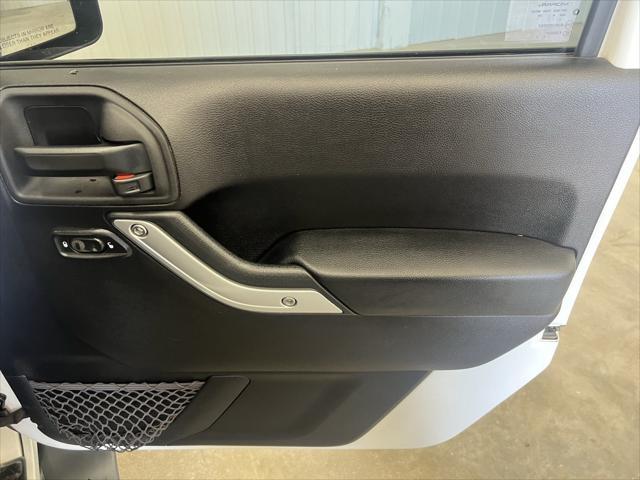 used 2015 Jeep Wrangler Unlimited car, priced at $17,997