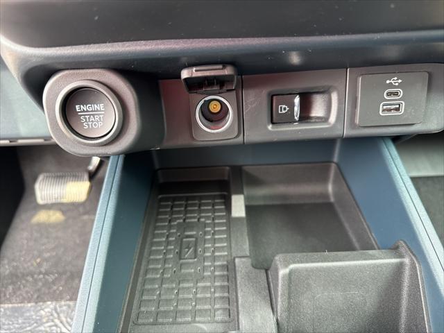 new 2025 Ford Maverick car