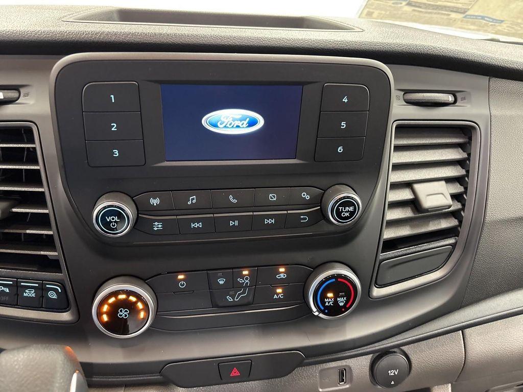 new 2025 Ford Transit-350 car