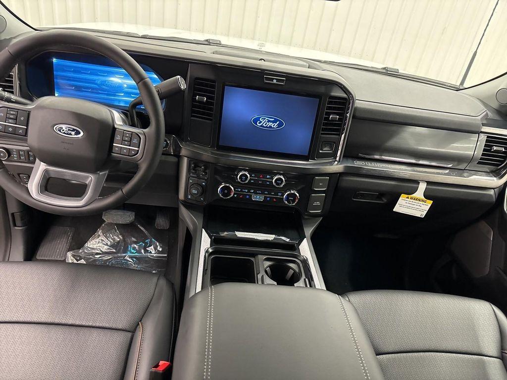 new 2025 Ford F-250 car