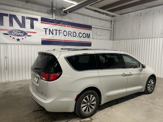 used 2020 Chrysler Pacifica Hybrid car, priced at $29,997