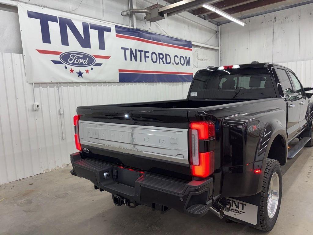 new 2025 Ford F-450 car