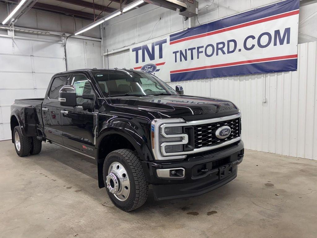 new 2025 Ford F-450 car
