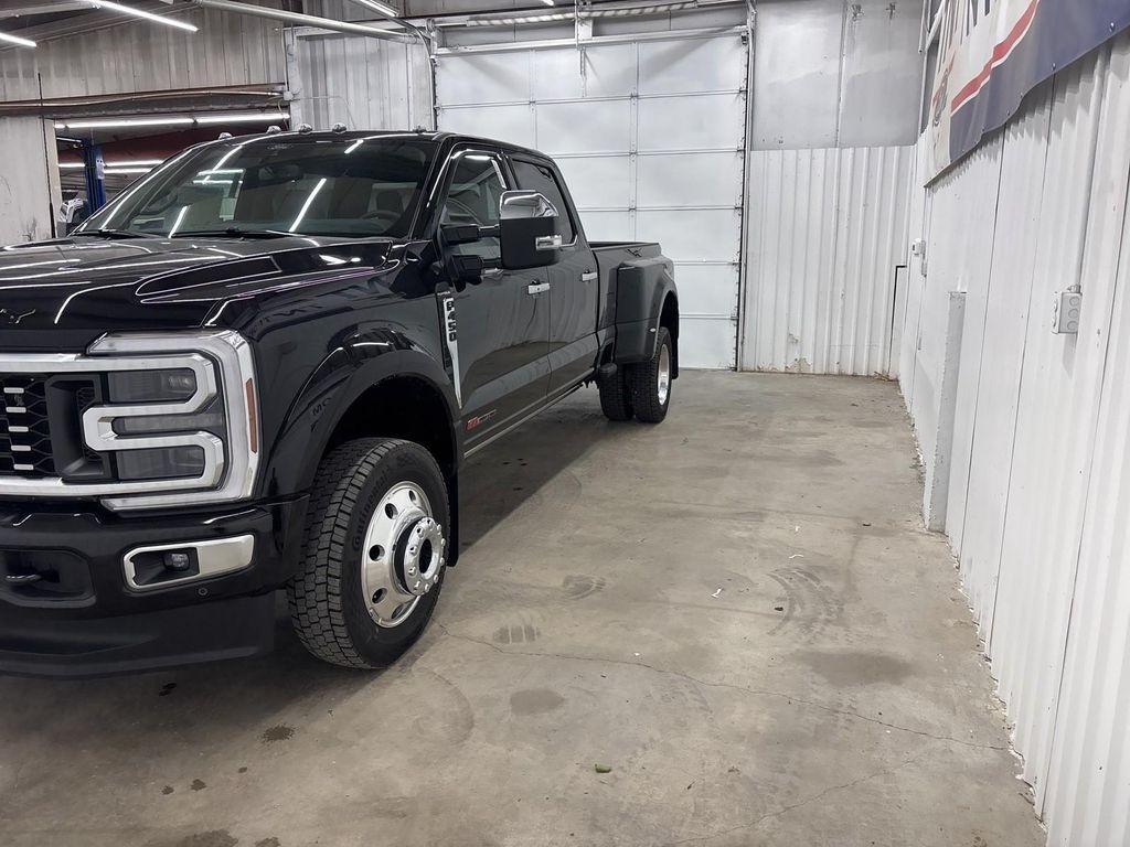 new 2025 Ford F-450 car