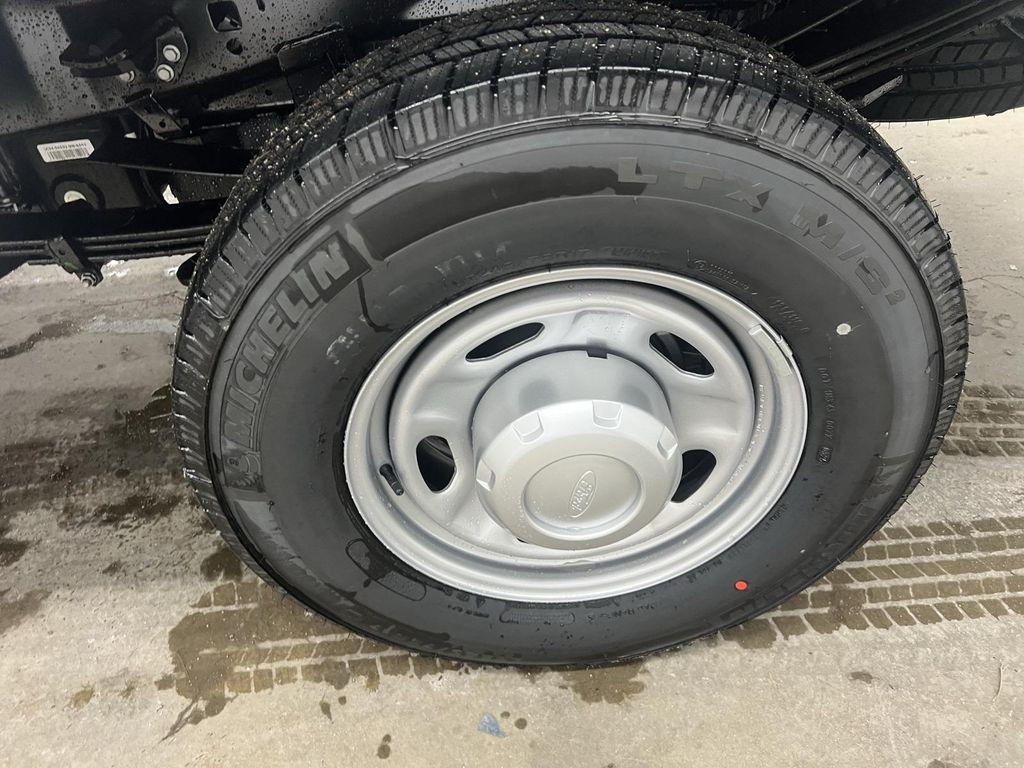 new 2025 Ford F-250 car, priced at $58,875