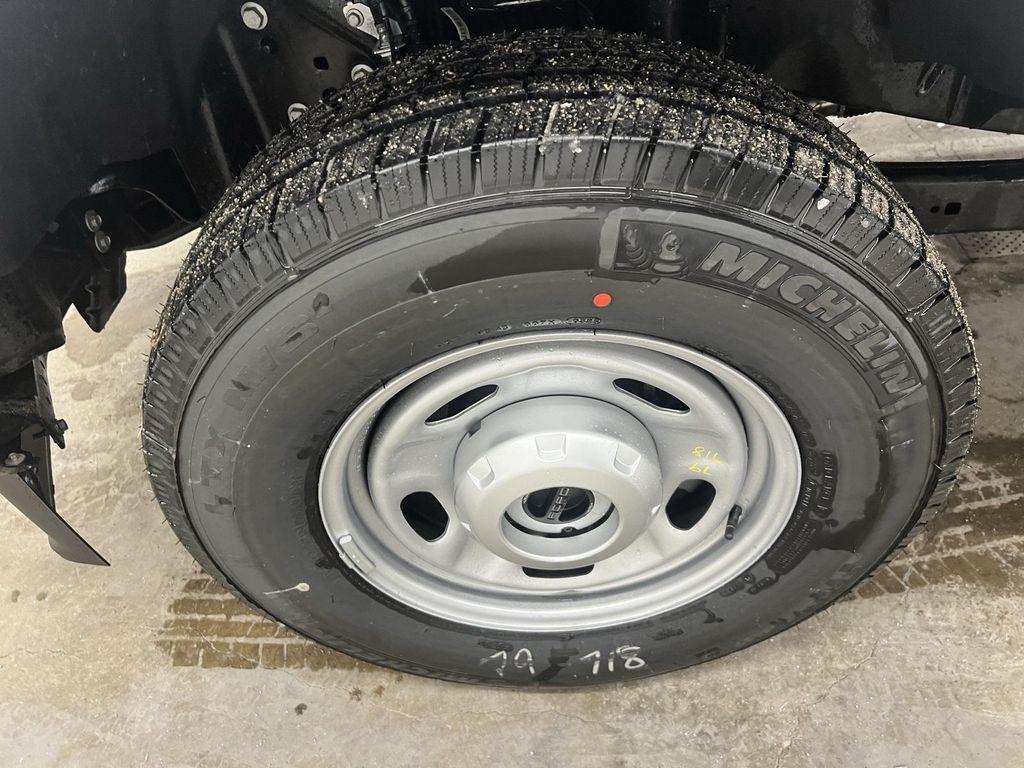 new 2025 Ford F-250 car, priced at $58,875