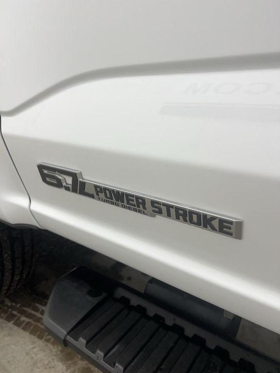 new 2025 Ford F-250 car, priced at $58,875